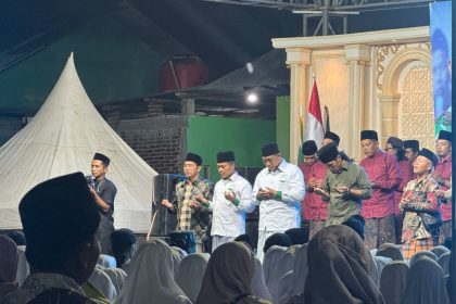 Semarak Satu Dekade, Ribuan Jamaah Padati SMK Ma'arif NU 02 Kemiri Bersholawat
