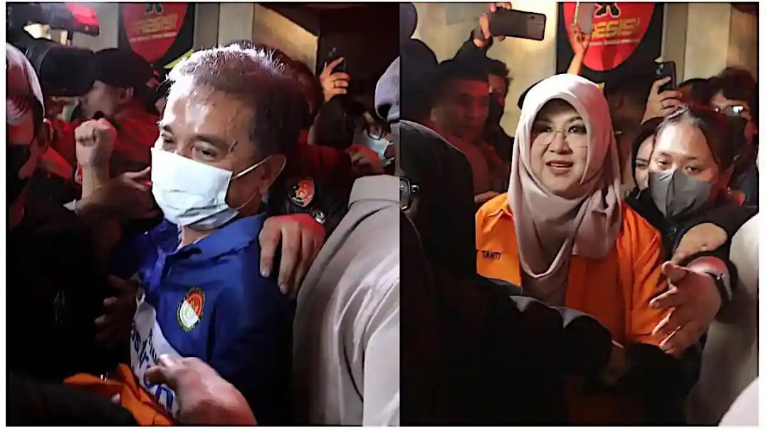DITAHAN - Foto kolase Tifauziah Tyassuma alias dokter Tifa (kanan) dan Pakar telematika Roy Suryo (kiri) berjalan menuju mobil tahanan untuk menjalani pemeriksaan kesehatan di Polda Metro Jaya, Jakarta, Jumat (19/6/2026). Polda Metro Jaya menahan dua tersangka yakni Roy Suryo dan Tifauziah Tyassuma alias dokter Tifa terkait kasus tudingan ijazah palsu Presiden ke-7 RI Joko Widodo (Jokowi). 