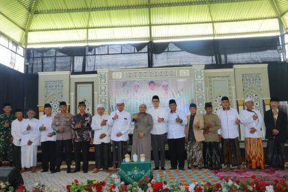 Haflah Akhirussanah ke-12 Ditutup Pengajian Akbar, Darut Tauhied 8 Kemiri Perkuat Syiar Pendidikan Islam