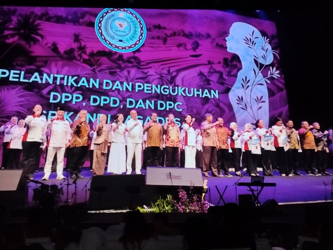Hashim Pimpin Pelantikan Pengurus Nasional Srikandi Jaga Desa