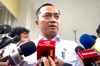 Mensesneg, Prasetyo Hadi, meminta semua pihak menghormati segala proses hukum yang sedang berjalan di kepolisian.