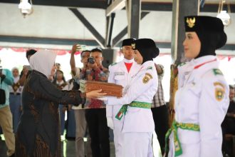 Resmi Dikukuhkan, 30 Paskibraka Purworejo Siap Kibarkan Sang Merah Putih di HUT ke-81 RI