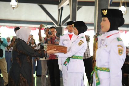 Resmi Dikukuhkan, 30 Paskibraka Purworejo Siap Kibarkan Sang Merah Putih di HUT ke-81 RI
